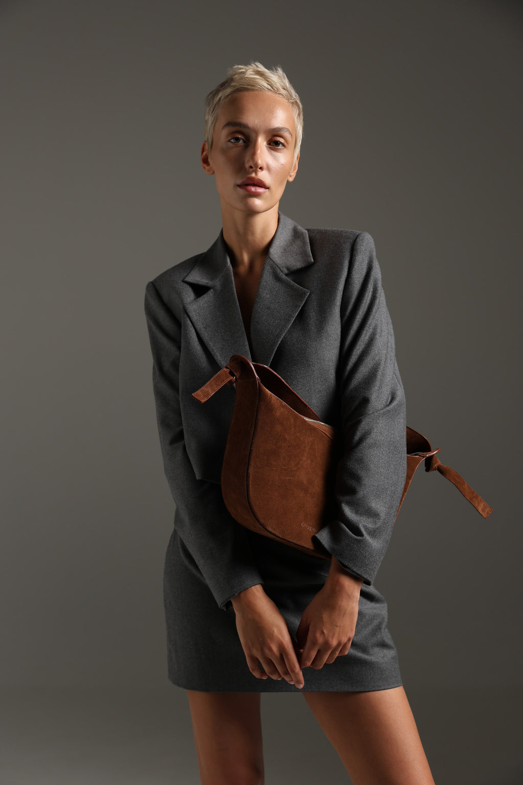 Suede bag Etape Croissant Grande Chocolate Suede