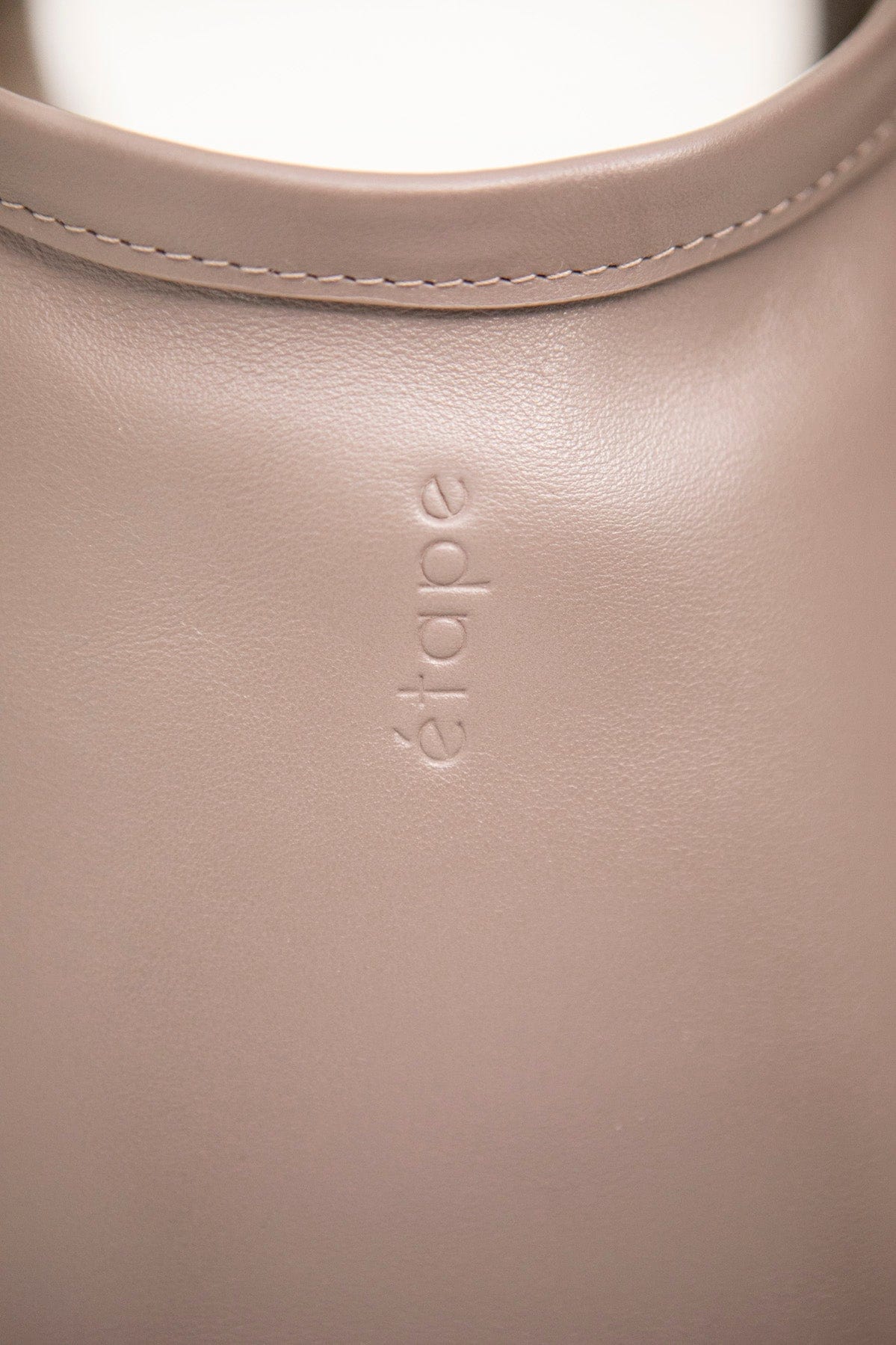 Leather bag Etape La Poche Grand 0017 Cappuccino